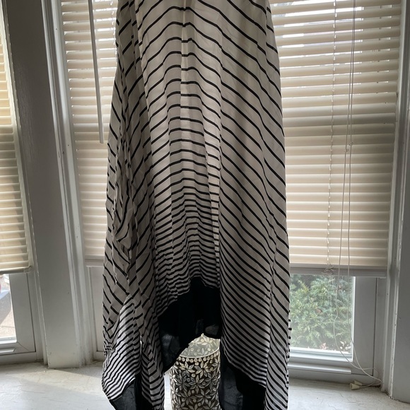 COPY - Stella and Jaime flowing midi dress Size M - Picture 4 of 4